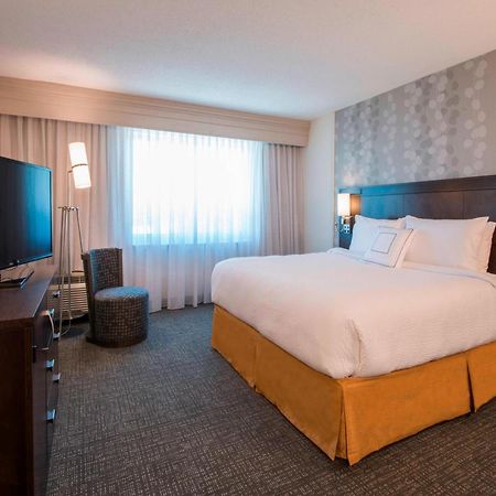Hotel Courtyard By Marriott Columbus Exteriér fotografie