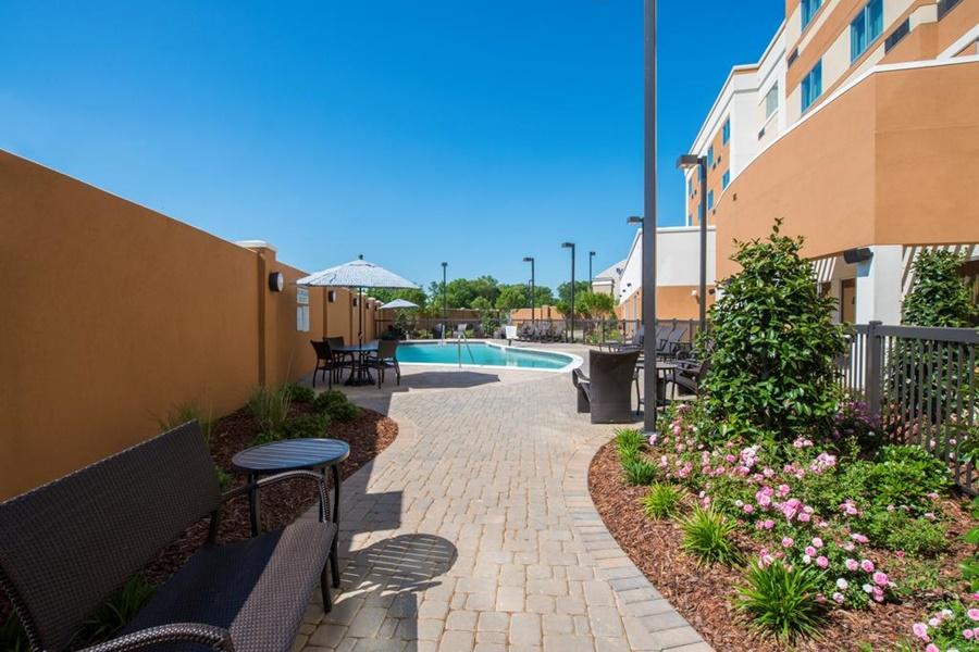 Hotel Courtyard By Marriott Columbus Exteriér fotografie