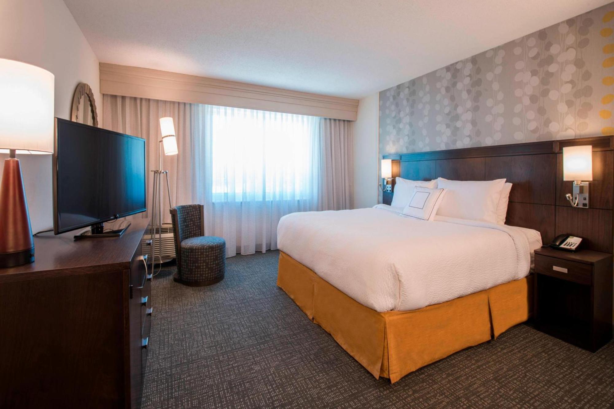 Hotel Courtyard By Marriott Columbus Exteriér fotografie